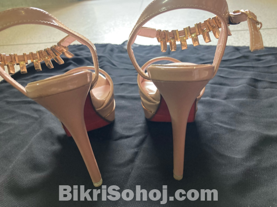 High heel shoes